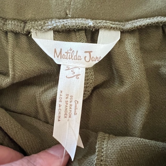 NWOT Matilda Jane Olive Side Slit SPRING THING Pull On Casual Pant / Small - Picture 9 of 11